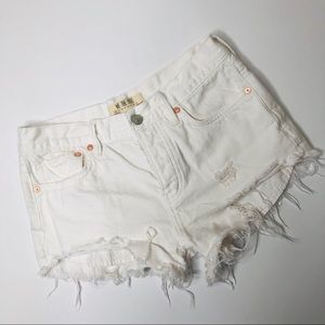 WE THE FREE PEOPLE White Cutoff Shorts Distressed